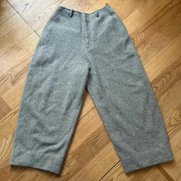 새상품급 헤링본 트위드 와이드 팬츠 미나 페르호넨 사이즈 36