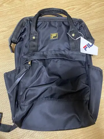 미사용 택 포함 FILA 블랙 백팩 럭색 대용량