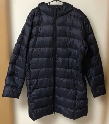 유니클로 L 울트라 라이트 다운 코트 후드 코트