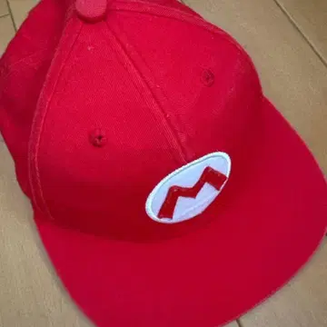 마리오 캡 빨간색