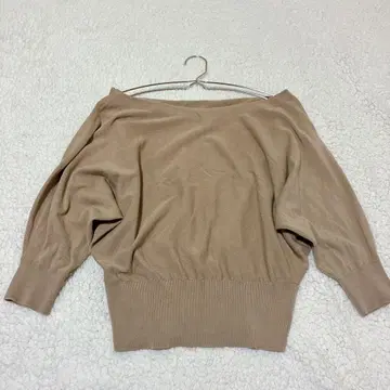 [ NOBLE ] 코튼 혼방 돌먼 슬리브 니트 (M) 베이지