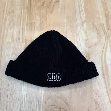 bluco 로고 블랙 비니 모자