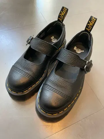 [ 최종 가격 인하 ] Dr.Martens 아디나 플라워 멜리 제인