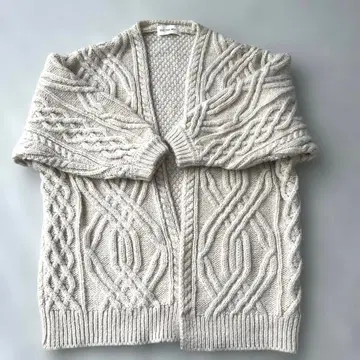 FILL THE BILL 니트 가디건