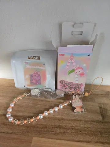 POP MART 러브브 스트랩