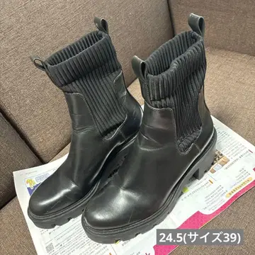 24.5 (사이즈 39) ZARA 블랙 사이드 고어 부츠