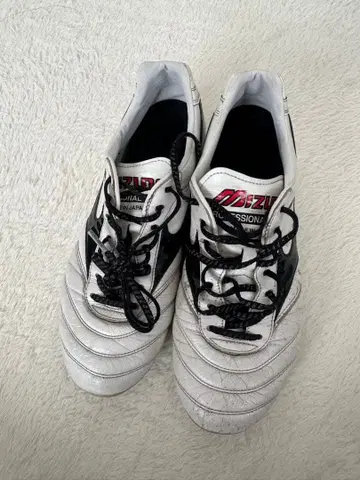 미즈노 모렐리아 스파이크 화이트/블랙/레드 24.5cm