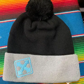 h-street 폼폼 포함 니트 모자 블랙/그레이