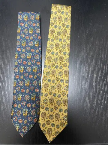 LIBERTY 꽃 패턴 넥타이 2세트