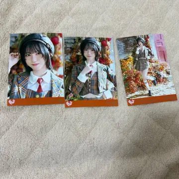 =LOVE 노구치이오리 러브송에 휩싸이다 가창 의상 브로마이드 컴프 2