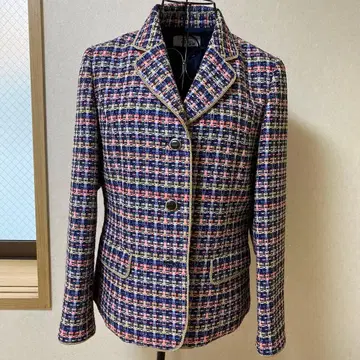 다색 트위드 테일러드 자켓