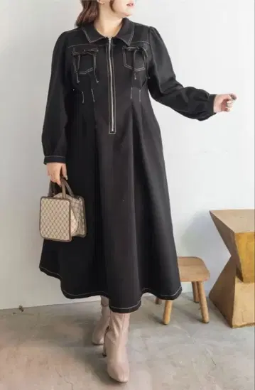 CLETTE 오리지널 배색 스티치 허리 턱 원피스