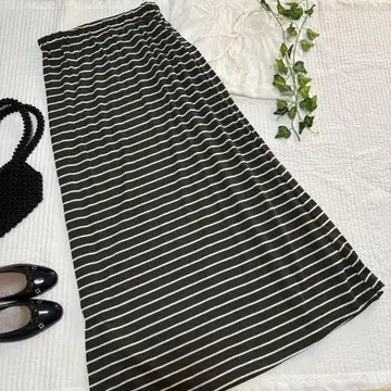 [ 새상품급 ] 부즈루드 2WAY 리버서블 롱 스커트 카키 보더