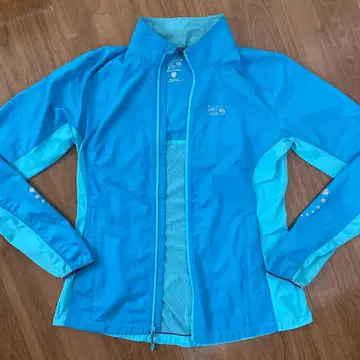 마운틴 하드웨어 MOUNTAIN HARD WEAR 얇은 소재 자켓