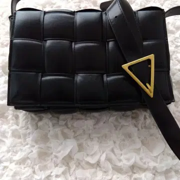 Archive shoulder black Y2K