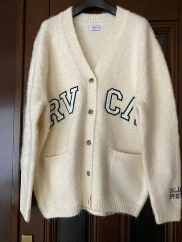 RVCA 가디건