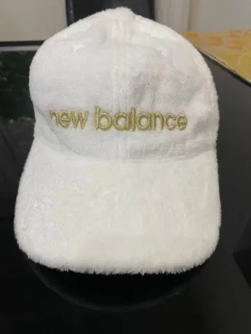 뉴발란스 후와후와 캡