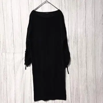 보쉬 소매 리본 니트 원피스 블랙 M 사이즈 심플 무지