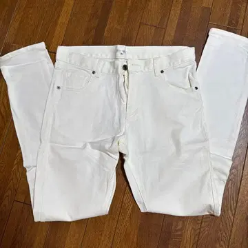 화이트 스키니 데님