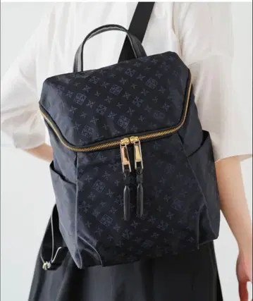 네이비 나일론 백팩