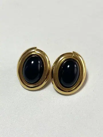 MONET 빈티지 귀찌 | 골드 x 블랙 고급스러운 성인 엘레강스