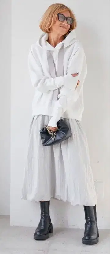 PLUS OTO.HA 후드티 도킹 원피스 플러스오토하