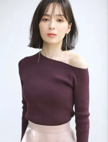 비대칭 리브 니트 아뉴앙스 니트 오프숄더 오프숄