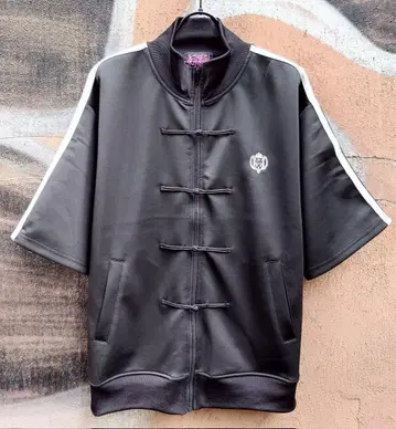 도쿄 뒷면 차이나 버튼 반팔 저리 서브컬처 계열