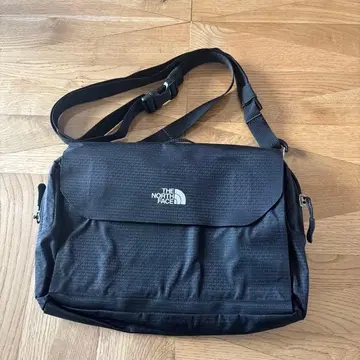 THE NORTH FACE 숄더백 블랙