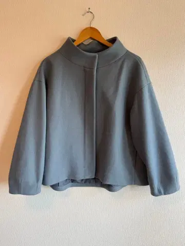 Noa-ge 스탠드 카라 숏코트 블루 L