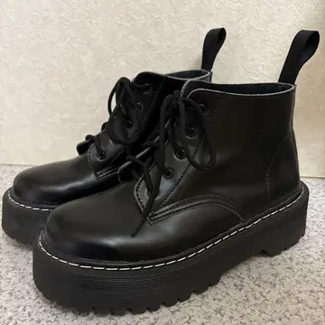 bubbles 통굽 숏부츠 블랙