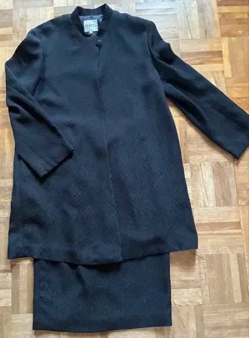 컨디션 최상 소피오 SOFFIO 월드 자켓 스커트 관혼상제 세레모니