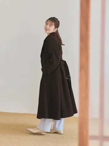 세미 더블 백 플레어 울 코트 36,500엔 COHINA 코히나