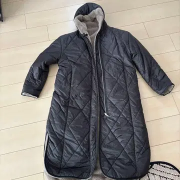 플리스 안감 퀼팅 롱 코트