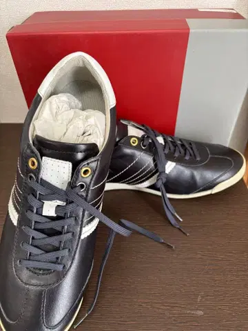 미사용 REGAL 리갈 62ER 가죽 스니커즈 25