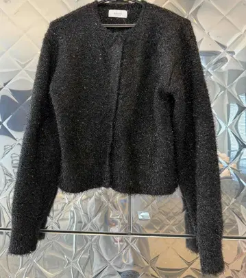 emmi 블랙 가디건 긴팔