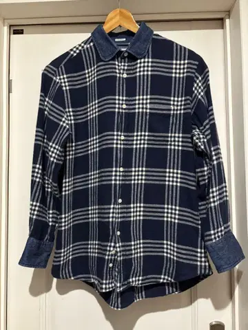 INDIVIDUALIZED SHIRTS 긴팔 셔츠 네이비