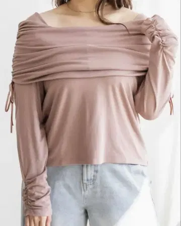 미사용 새상품 CLETTE 사이드 리본 오프숄더 디자인 티셔츠