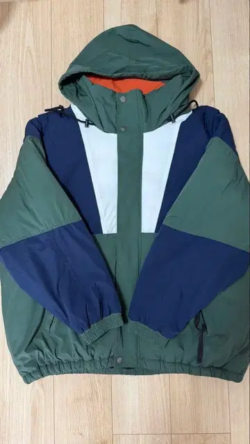 [ 미사용 새상품 ] BEAMS GERRY 후드 부착 나일론 자켓