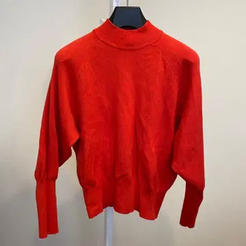 Mila Owen 오렌지 긴팔 니트