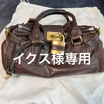 끌로에 브라운 가죽 핸드백 락