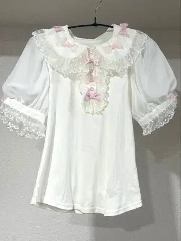 엔젤릭 프리티 반팔 티셔츠