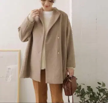 어반 리서치 도어스 울 미들 코트