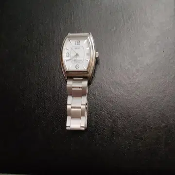 쿼츠식 실버 손목시계