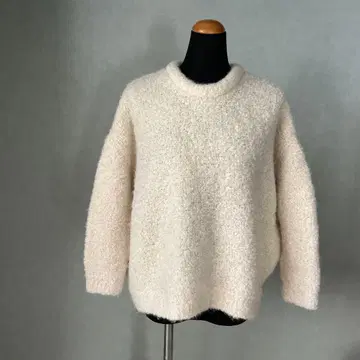 MACPHEE 오버 사이즈 긴팔 니트