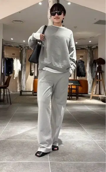 L Appartement/레미 리프 맨투맨 set