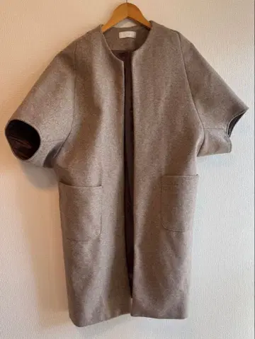 스토리 나인 그레이 숏 슬리브 롱 코트