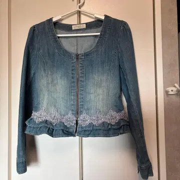 새상품급 LEST ROSE 데님 자켓