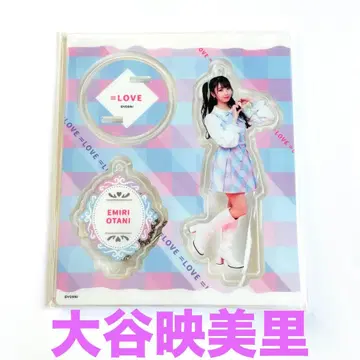 이코럽 오타니 에미리 투어 체크 의상 마카롱 아크릴 스탠드 키링