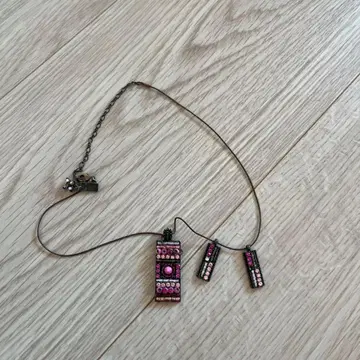 레네레이드 목걸이